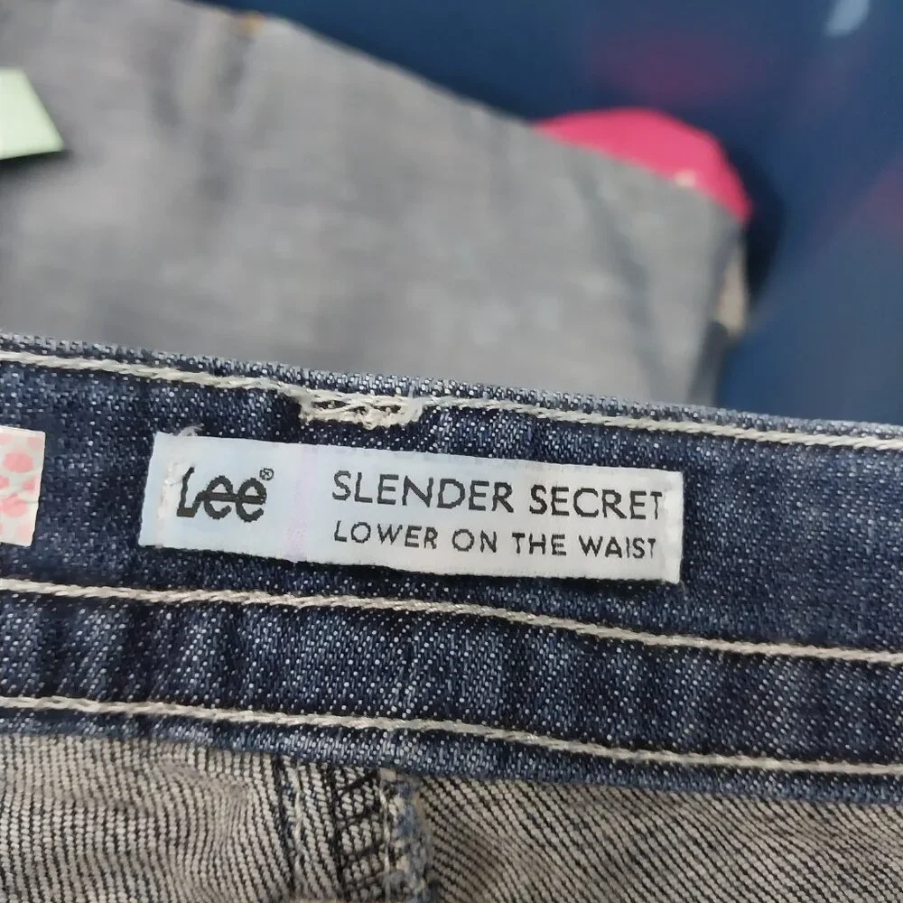 3323 Size 10m Lee Slender Secret Upcycled Bleached Bell-Bottoms. - Picture 6 of 7